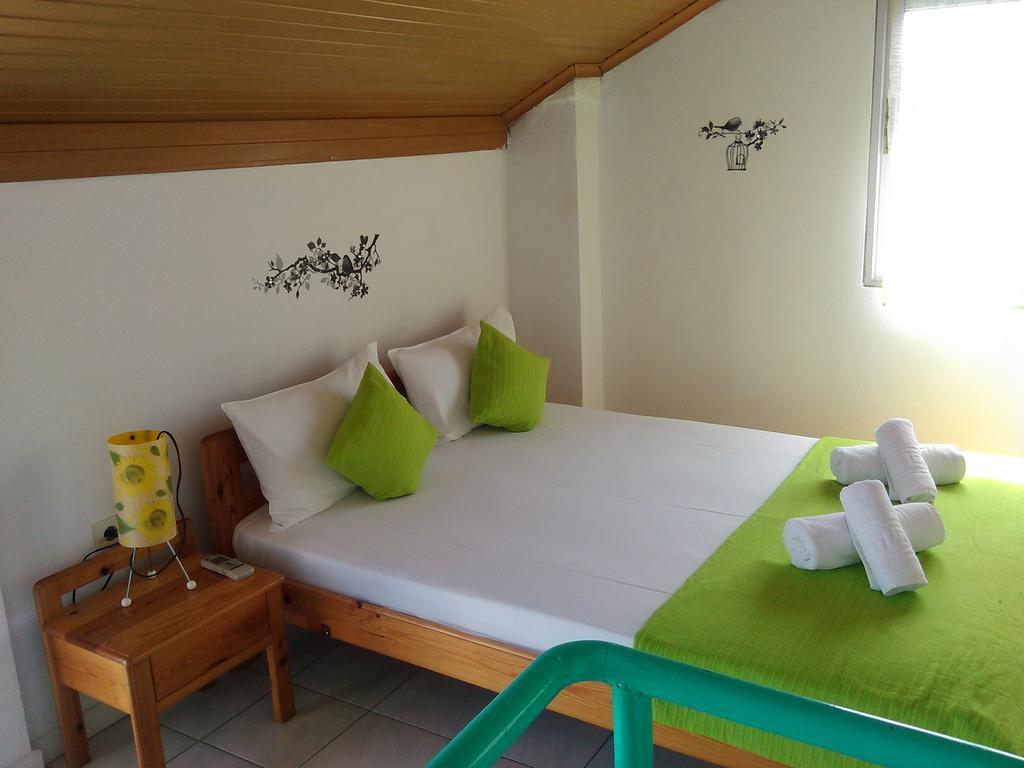 House Mantesos Apartment Koinyra Exterior photo