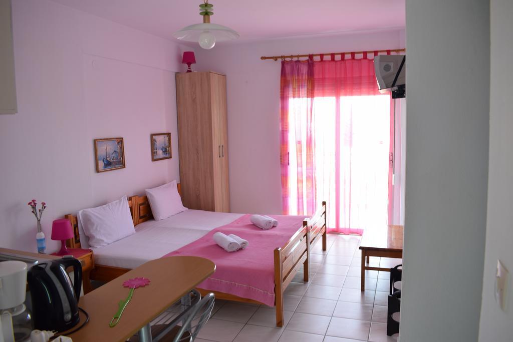 House Mantesos Apartment Koinyra Exterior photo