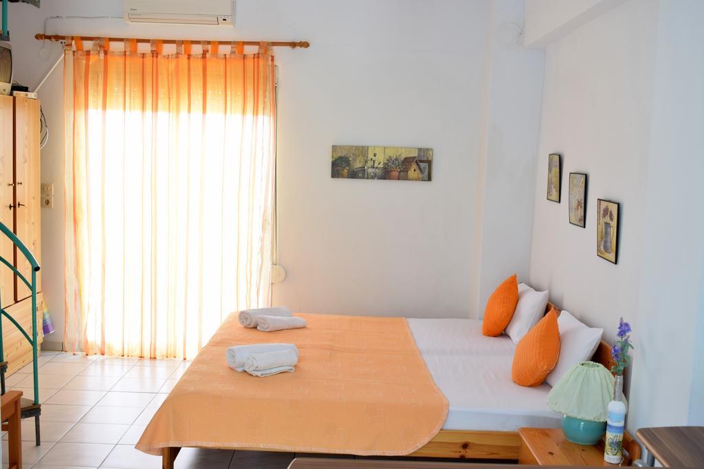 House Mantesos Apartment Koinyra Exterior photo